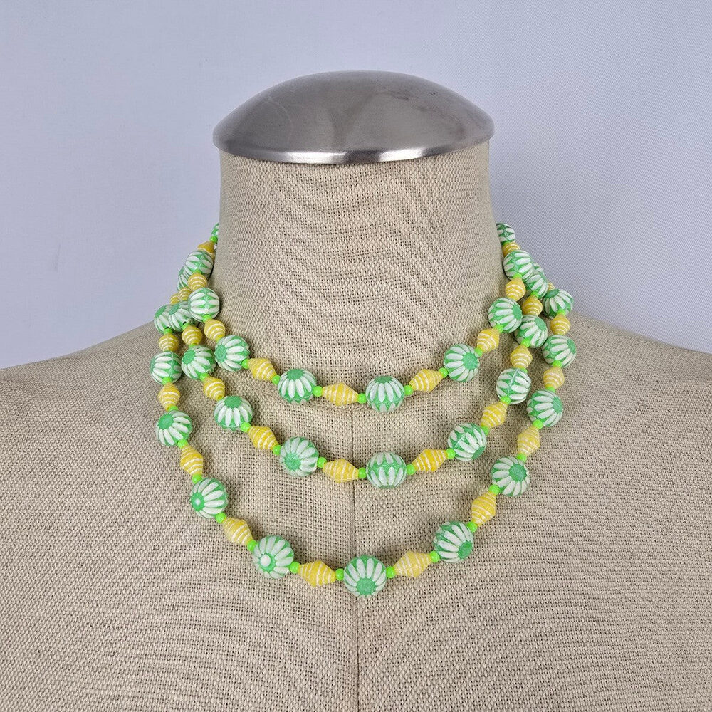 Vintage Green & Yellow Carved Beaded Long Necklace